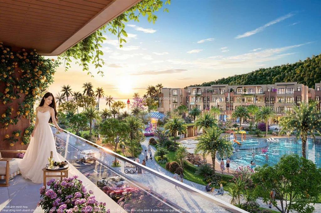 Bán liền kề 80m2 giá 7,9 tỷ sát biển vinhomes hải vân bay đà nẵng