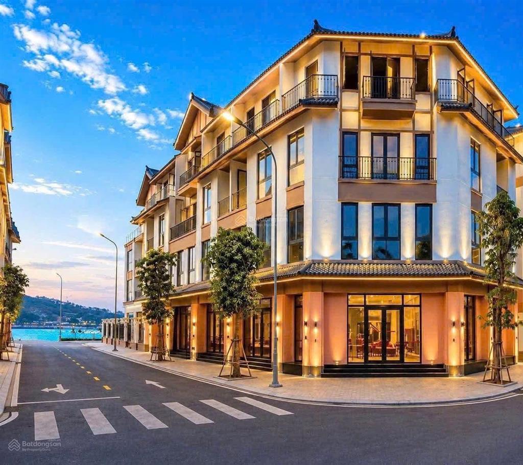 Bán nhanh căn góc 115m2 giá 19,5 tỷ sổ lâu dài tại pearl bay nha trang