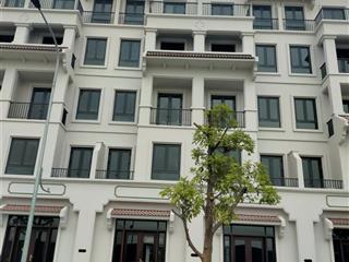 Bán căn liền kề ánh dương vị trí đẹp gần vườn hoa giá 16,2 tỷ