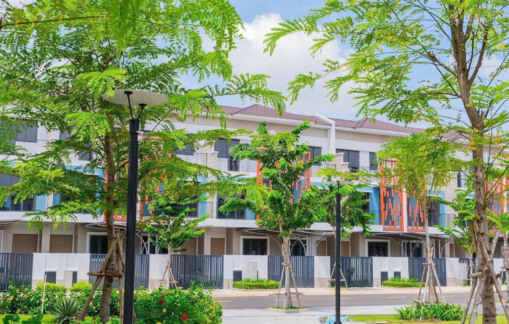 Bán nhà dự án suncasa central, vsip2 bình dương, nhà 1 trệt 2 lầu. giá 3 tỷ 350