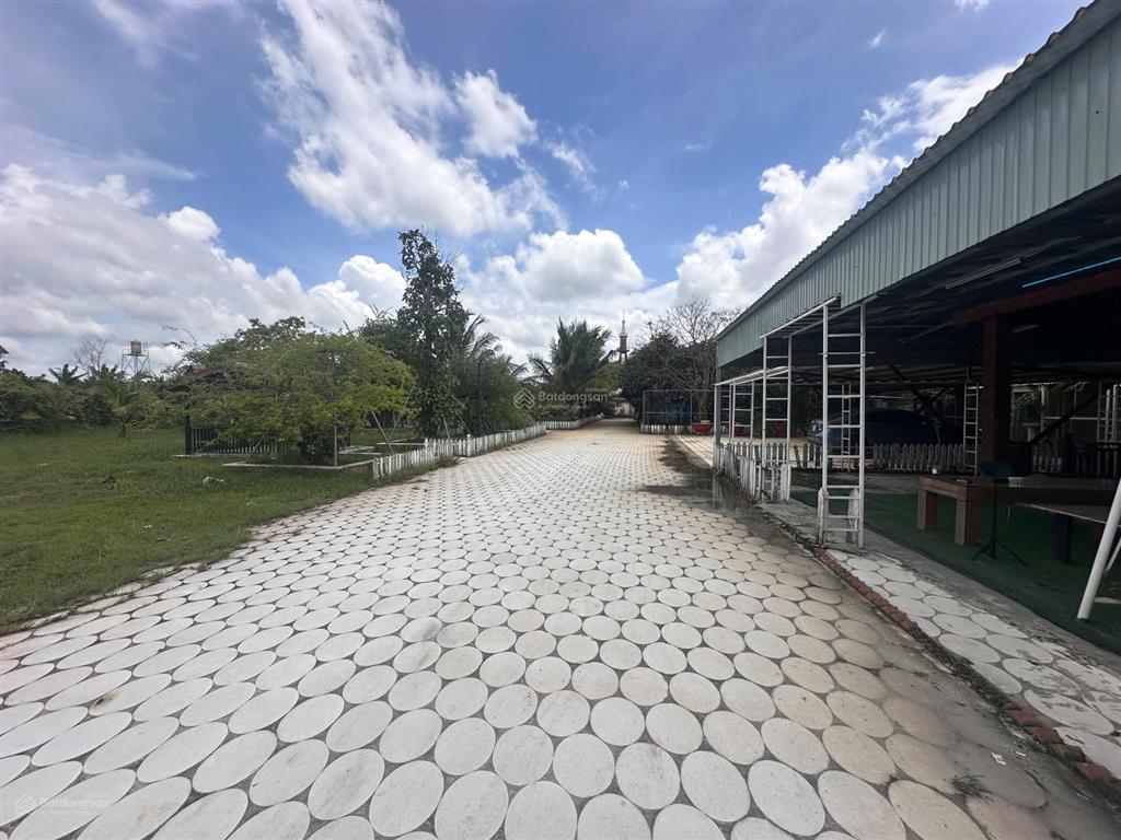 Bán đất nhà vườn phú an bến cát 3050m², gần chợ, có nhà + vườn + ao, chỉ 5,4 triệu/m²