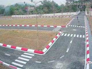 Mình cần bán gấp đất xuân mai, hà nội. sẵn sổ chính chủ sang tên luôn. giá 1.8tỉ/lô