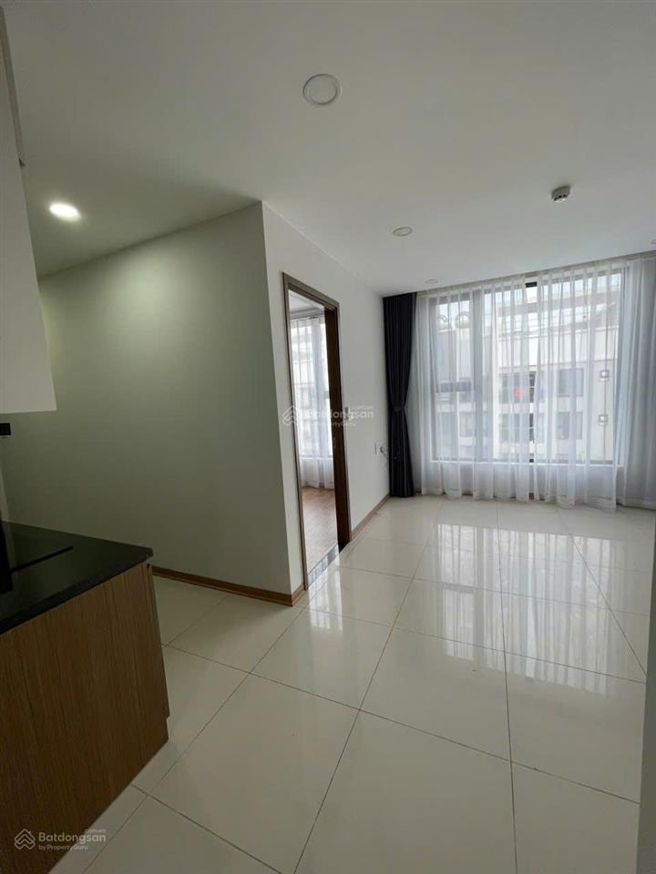 Chính chủ rao bán căn 2pn  2wc giá tốt nhất rose town căn sổ lâu dài