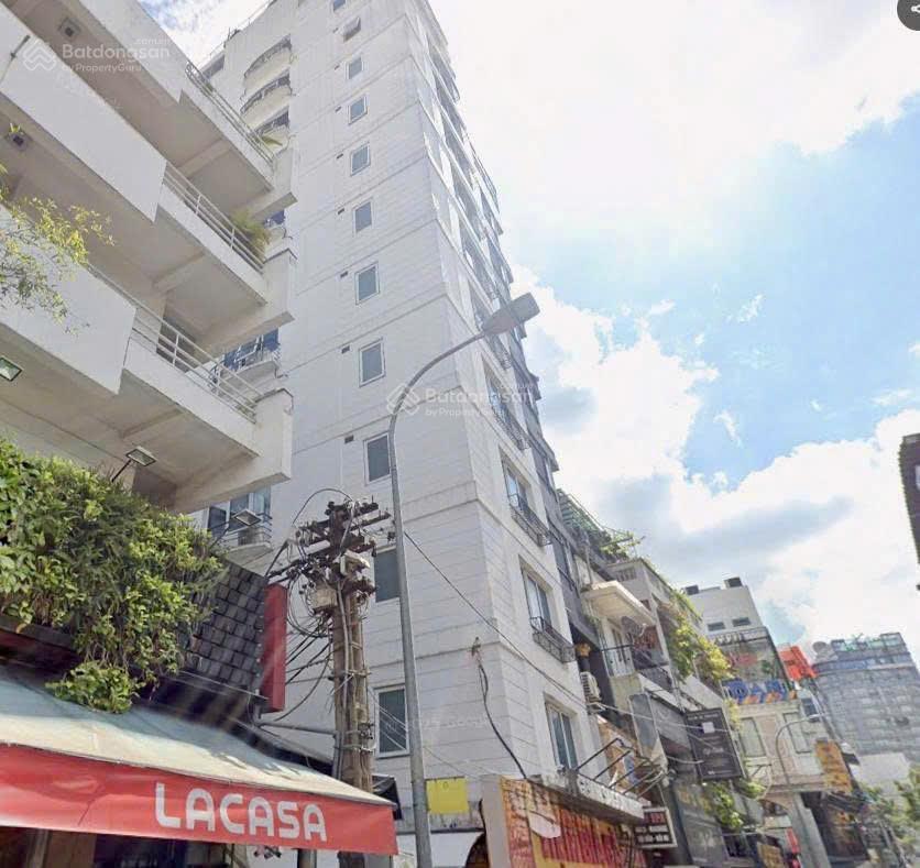 Bán khách sạn ngay mặt tiền bùi viện khu phố tây