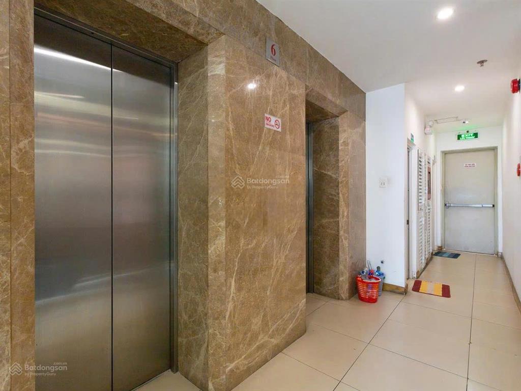 Tòa nhà khu đệ nhất khách sạn đường hoàng việt  khu tân sơn nhất quận tân bình
