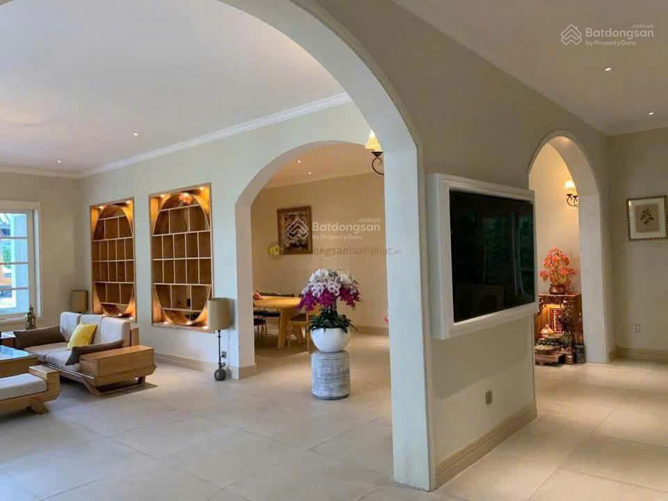 Bán biệt thự sân vườn trần ngọc diện thủ đức, ngang 51m của chủ tịch tập đoàn hoa sen