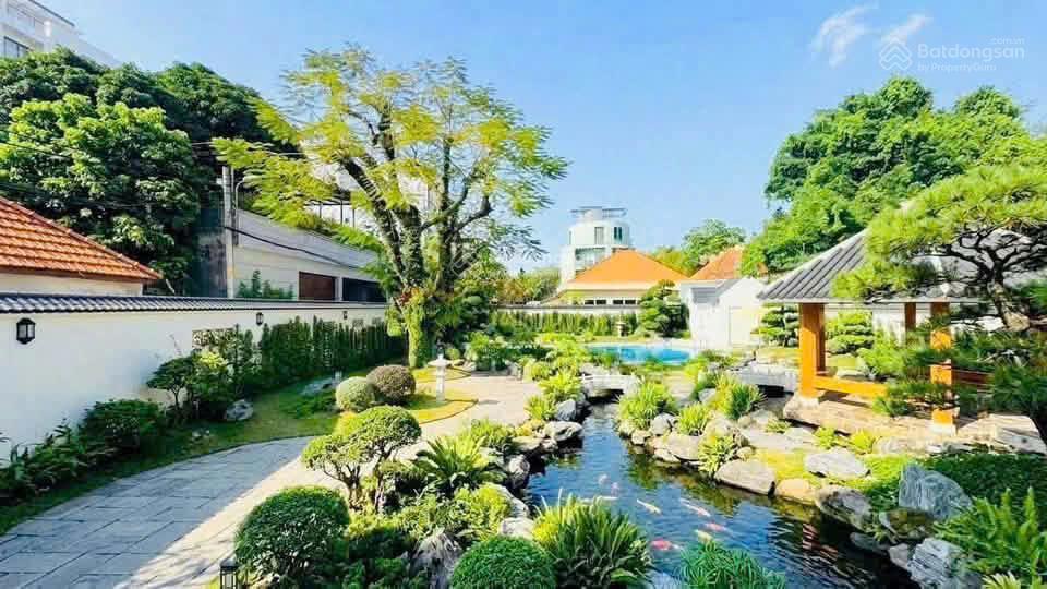 Bán biệt thự sân vườn trần ngọc diện thủ đức, ngang 51m của chủ tịch tập đoàn hoa sen