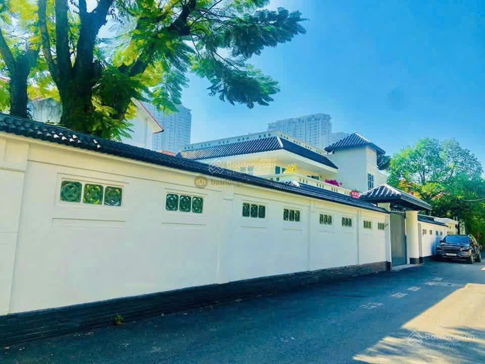 Bán biệt thự sân vườn trần ngọc diện thủ đức, ngang 51m của chủ tịch tập đoàn hoa sen