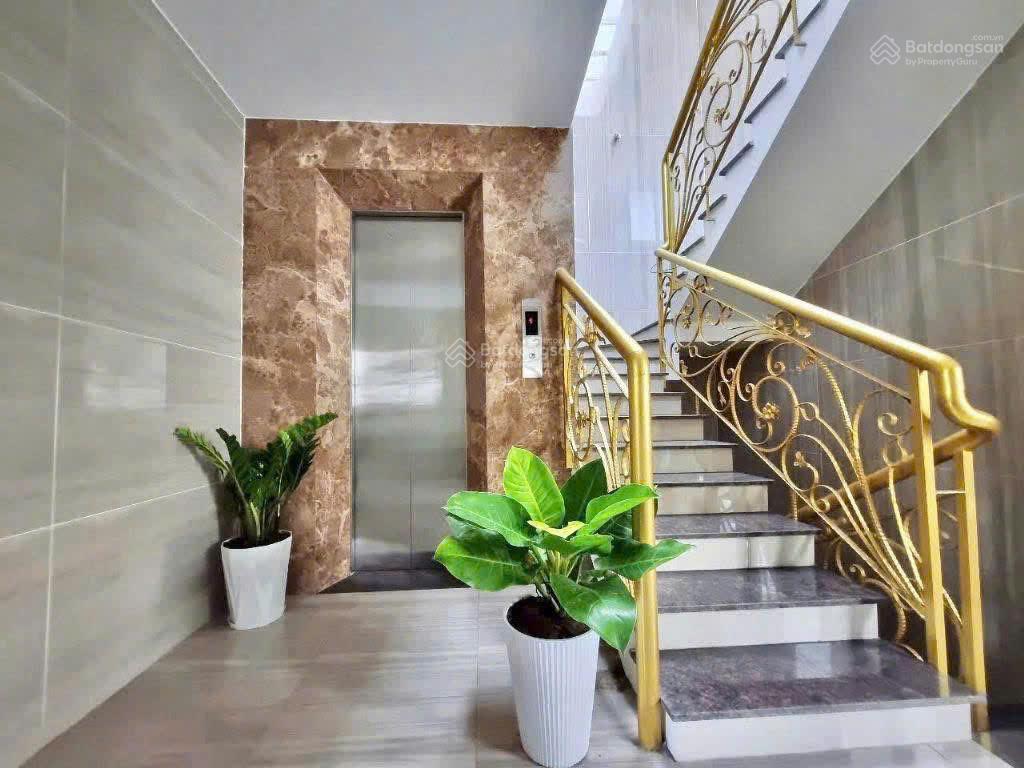 Bán chdv dòng tiền nguyễn trãi  cống quỳnh quận 1  khai thác hơn gần 300 triệu/tháng