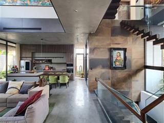 Biệt thự thạnh mỹ lợi, quận 2, 15x19m, hầm 4 tầng, 290m2, giá 70 tỷ tặng full nội thất như hình