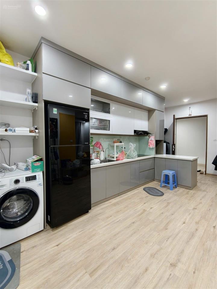 Bán gấp, ch ecohome3, 62m2 chỉ 5.x tỷ, 2pn 1 wc, full nội thất vip, tầng trung, view thoáng, sổ sẵn