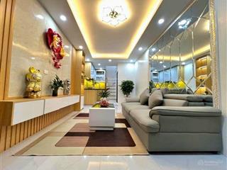 Bán nhà xuân đỉnh, 36m2 chỉ 8 tỷ, dân xây, ngõ thông, gần ô tô, nội thất vip, an sinh tuyệt vời