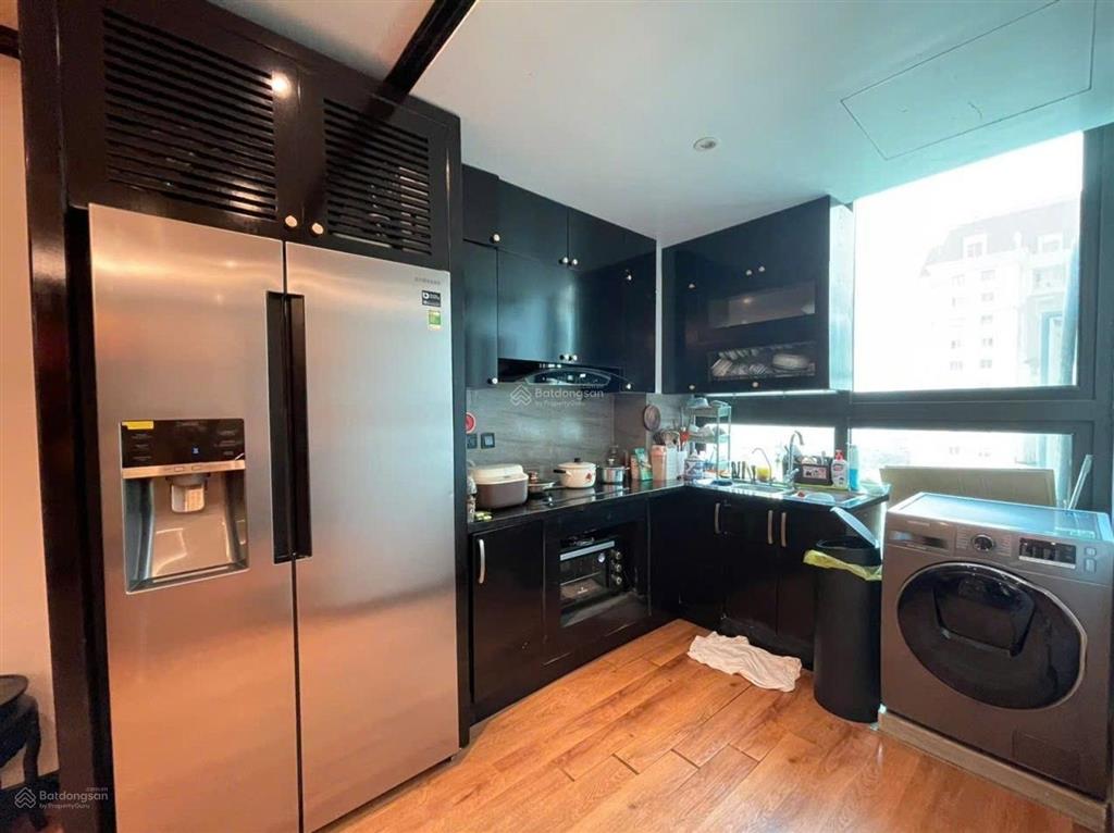Bán gấp, ch ct14a võ chí công, 74m2 chỉ 7.x tỷ, tầng đẹp, lô góc thoáng, view hồ tây, full nội thất
