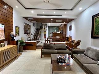Bân nhà phú thượng, 34m2 chỉ 7 tỷ, dân xây, ngõ thông ô tô đỗ, sát phố, full nội thất xịn ở ngay