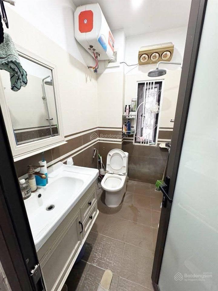 P/l cổ nhuế, sát đh mỏ, 33m2 chỉ 7 tỷ, dân xây, ngõ ô tô, gần phố, nội thất vip ở ngay, cực hiếm