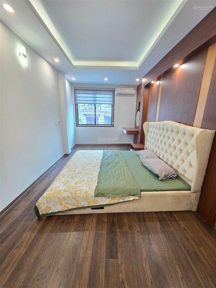 Hiếm, rẻ, ko còn căn thứ 2, nhà trung tâm xuân đỉnh, 42m2 chỉ 8.9 tỷ, ô tô, lô góc, nội thất vip