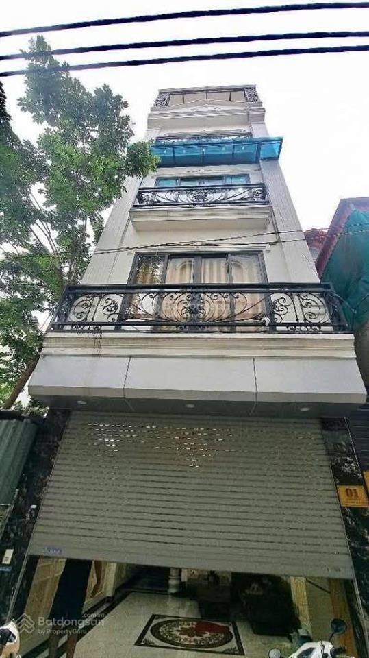 Hiếm, rẻ, ko còn căn thứ 2, nhà trung tâm xuân đỉnh, 42m2 chỉ 8.9 tỷ, ô tô, lô góc, nội thất vip
