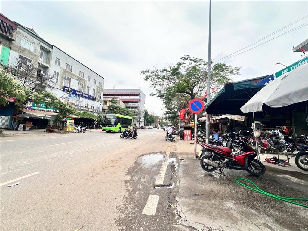 P/l đông ngạc, sát đh mỏ, 46m2 5pn chỉ 9.x tỷ, nhà mới, ô tô, ngõ thông, nội thất vip, an sinh đỉnh