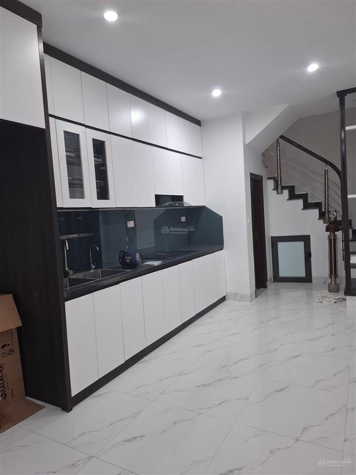 P/l xuân la, 38m2 chỉ 10.x tỷ, nhà mới, ngõ thông, ô tô, full nội thất ở ngay, lô góc, an sinh đỉnh