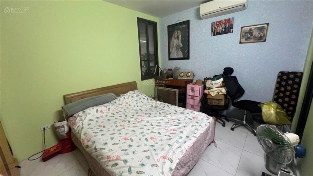 Bán gấp, ch n05 ecohome3, 70m2 chỉ 5,x tỷ, tầng vip, view sông hồng, full nội thất, lô góc thoáng