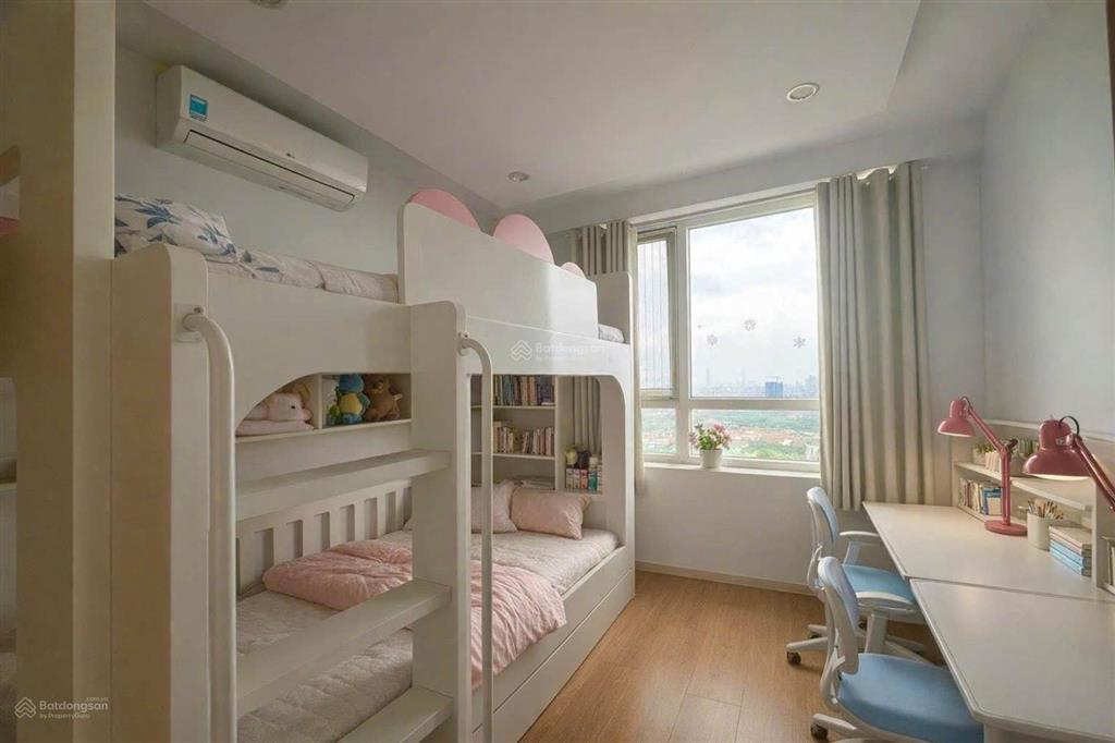 Cần bán, ch oct5a resco phạm văn đồng, 66m2 chỉ 5,x tỷ, tầng cao view thoáng, full nội thất, sổ sẵn