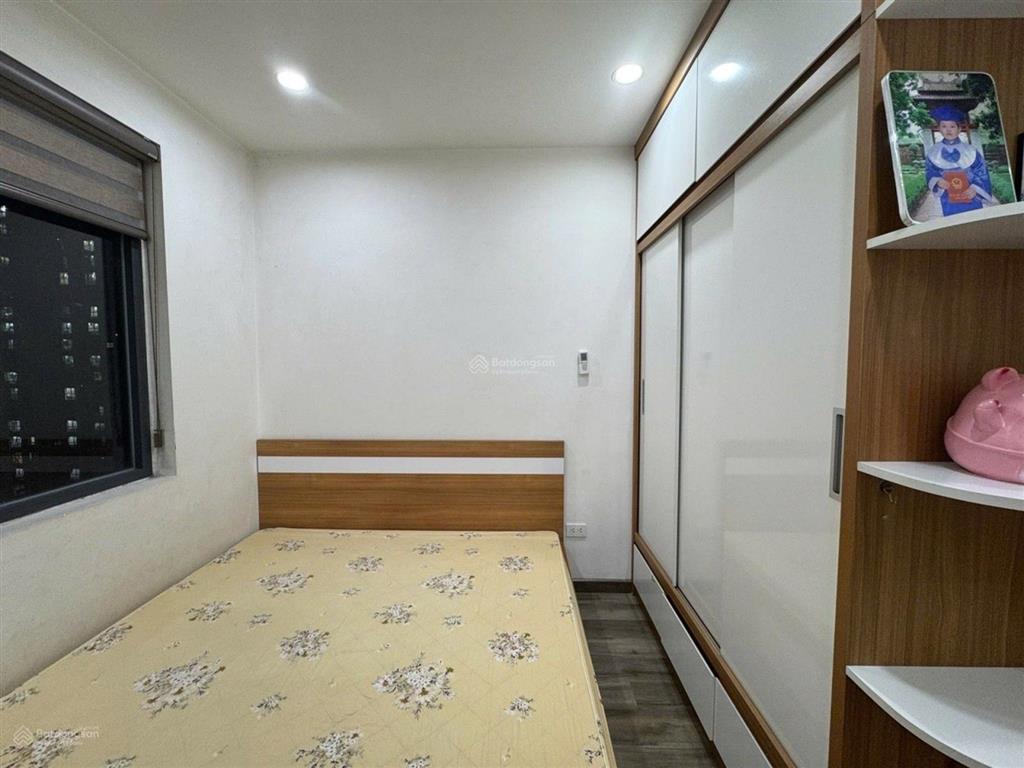 Bán gấp, ch ecohome3, 68m2 chỉ 5.x tỷ, 2pn 2wc full nội thất, tầng cao, view công viên, sổ sẵn