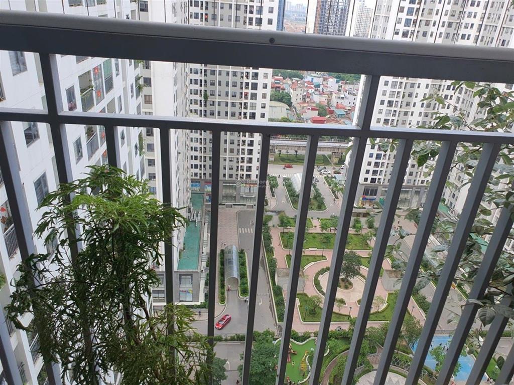 Bán gấp, ch ecohome3, 68m2 chỉ 5.x tỷ, 2pn 2wc full nội thất, tầng cao, view công viên, sổ sẵn