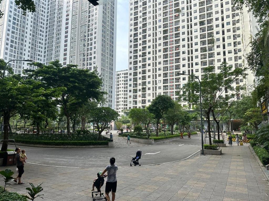 Bán gấp, ch ecohome3, 68m2 chỉ 5.x tỷ, 2pn 2wc full nội thất, tầng cao, view công viên, sổ sẵn