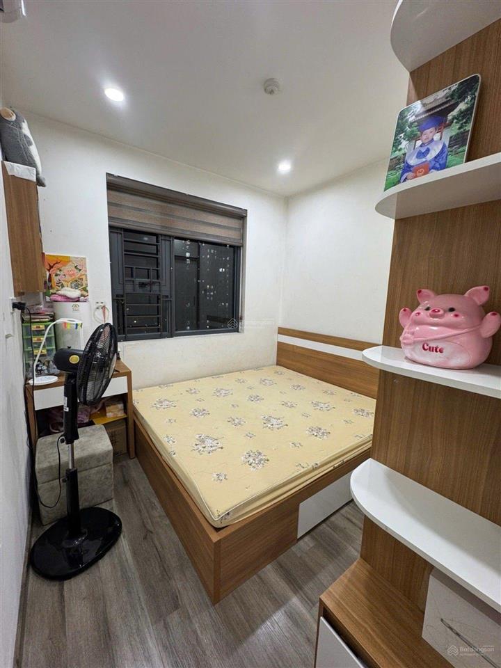 Bán gấp, ch ecohome3, 68m2 chỉ 5.x tỷ, 2pn 2wc full nội thất, tầng cao, view công viên, sổ sẵn