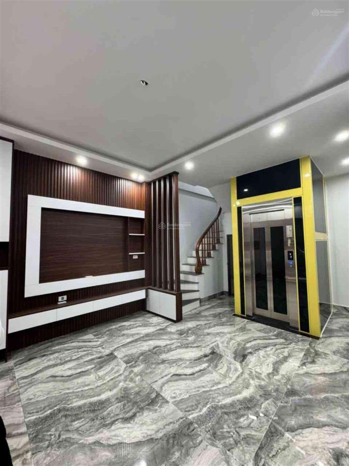 P/l xuân đỉnh, 36m2 chỉ 10.x tỷ, dân xây mới, ngõ thông, ô tô đỗ, lô góc, thang máy, full nội thất
