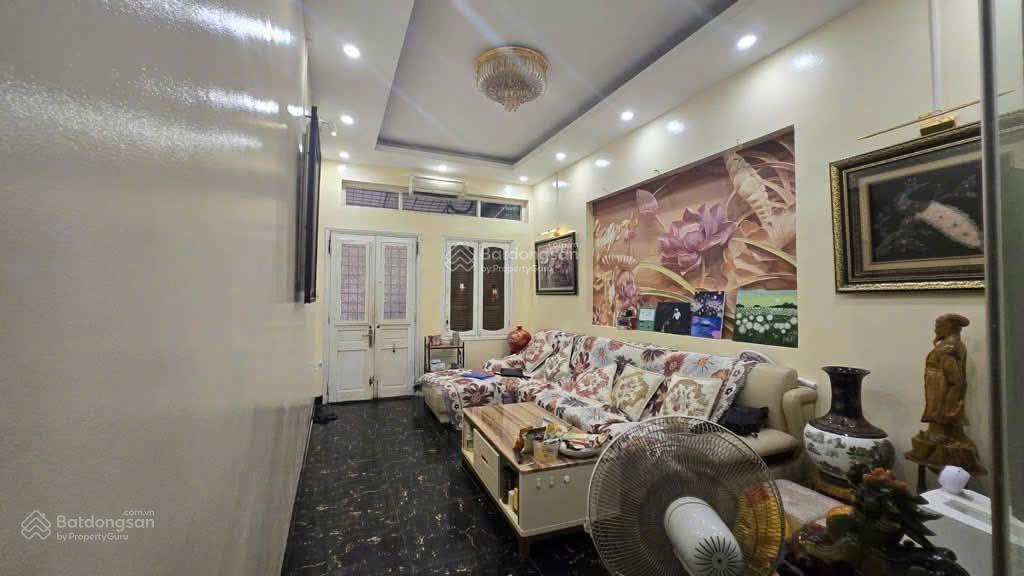 P/l quân đội nguyễn hoàng tôn, 42m2 chỉ 11,x tỷ, dân xây, ô tô, sát phố, dân trí cao, an sinh đỉnh