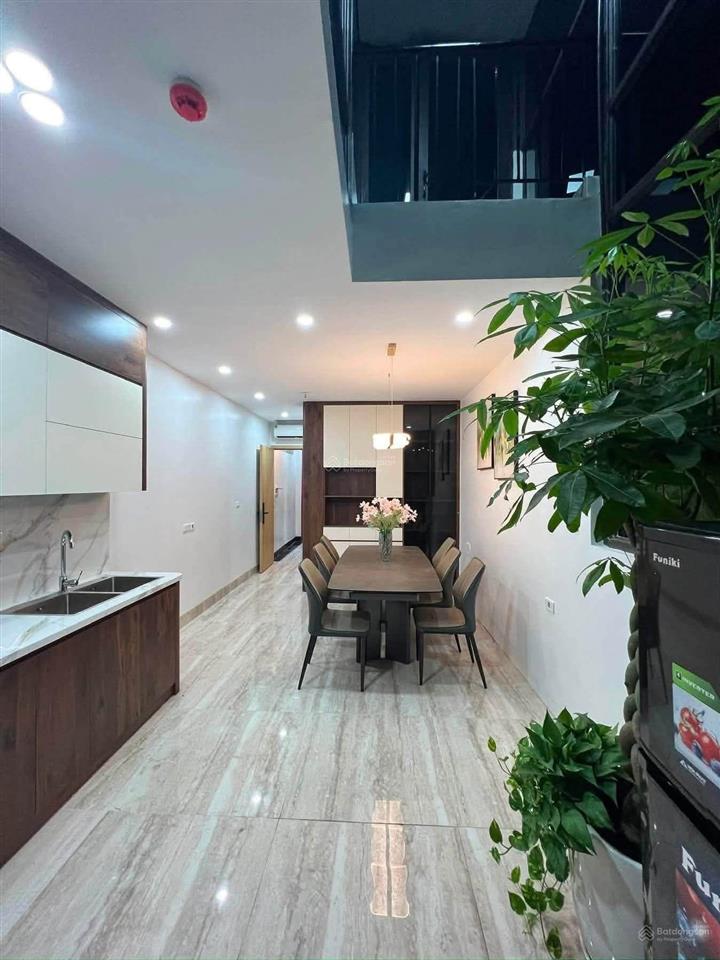 P/l xuân đỉnh, gần cv hoà bình, 35m2 chỉ 10,x tỷ, nhà mới, lô góc, thang máy, ô tô, nội thất vip