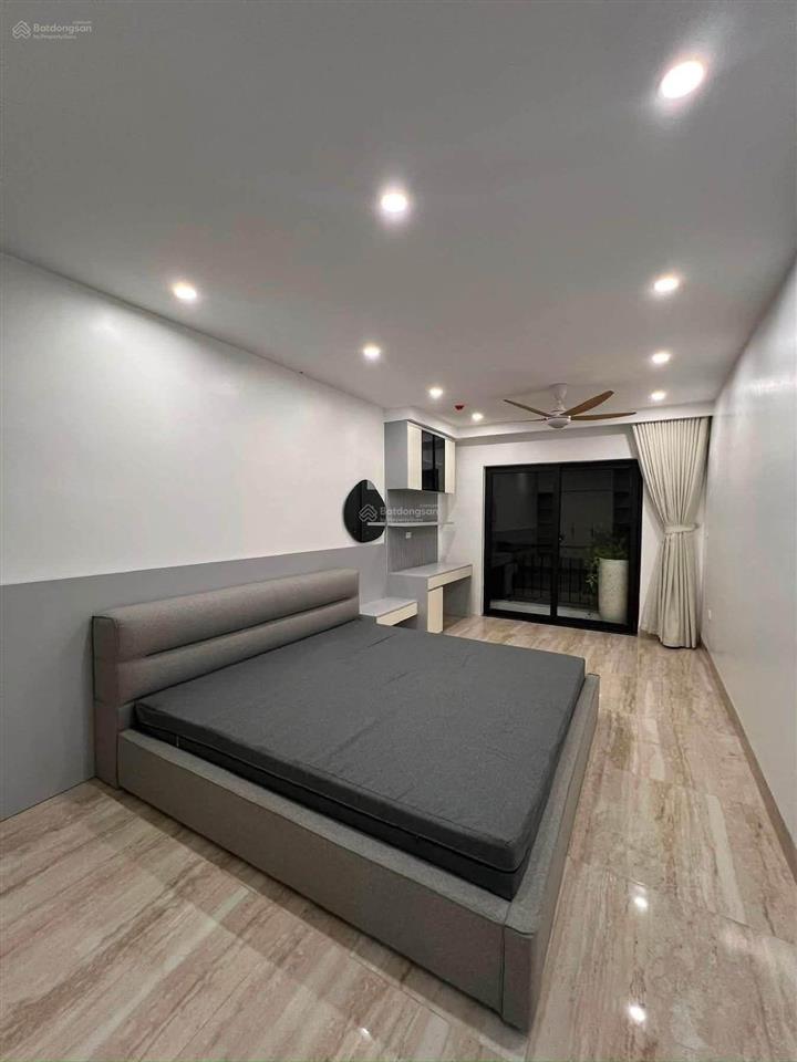 P/l xuân đỉnh, gần cv hoà bình, 35m2 chỉ 10,x tỷ, nhà mới, lô góc, thang máy, ô tô, nội thất vip
