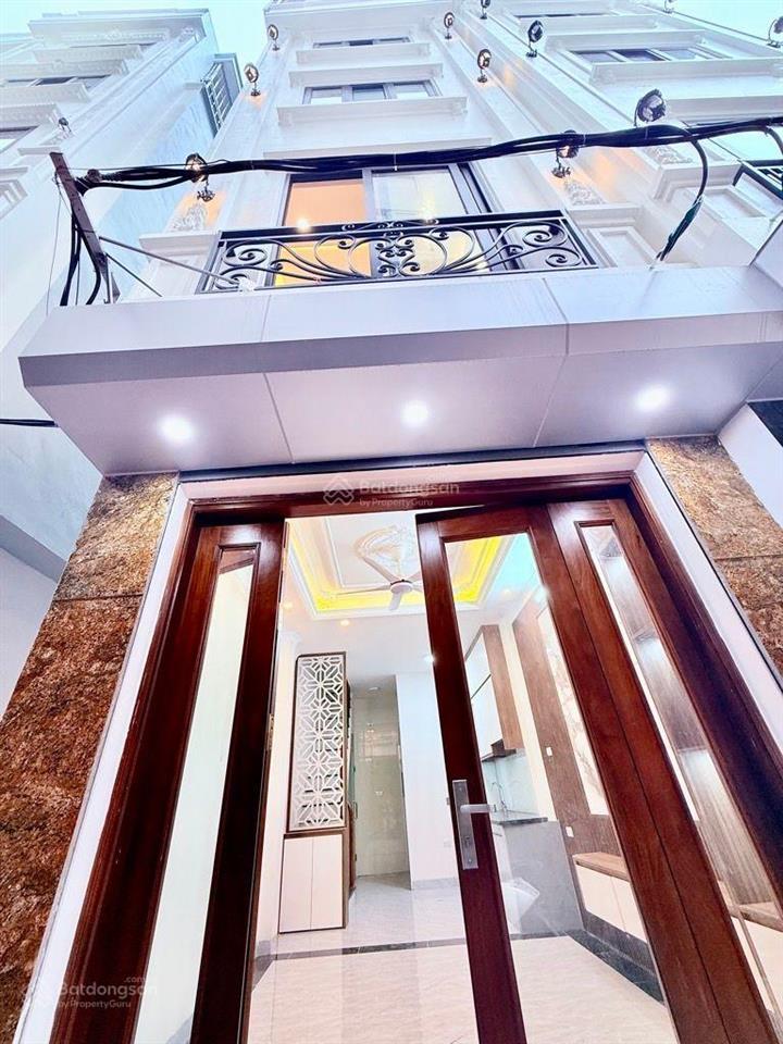 Lô góc xuân đỉnh, sát cv hoà bình, 35m2 hơn 8 tỷ, dân xây, ô tô, thang máy, lô góc, nội thất vip