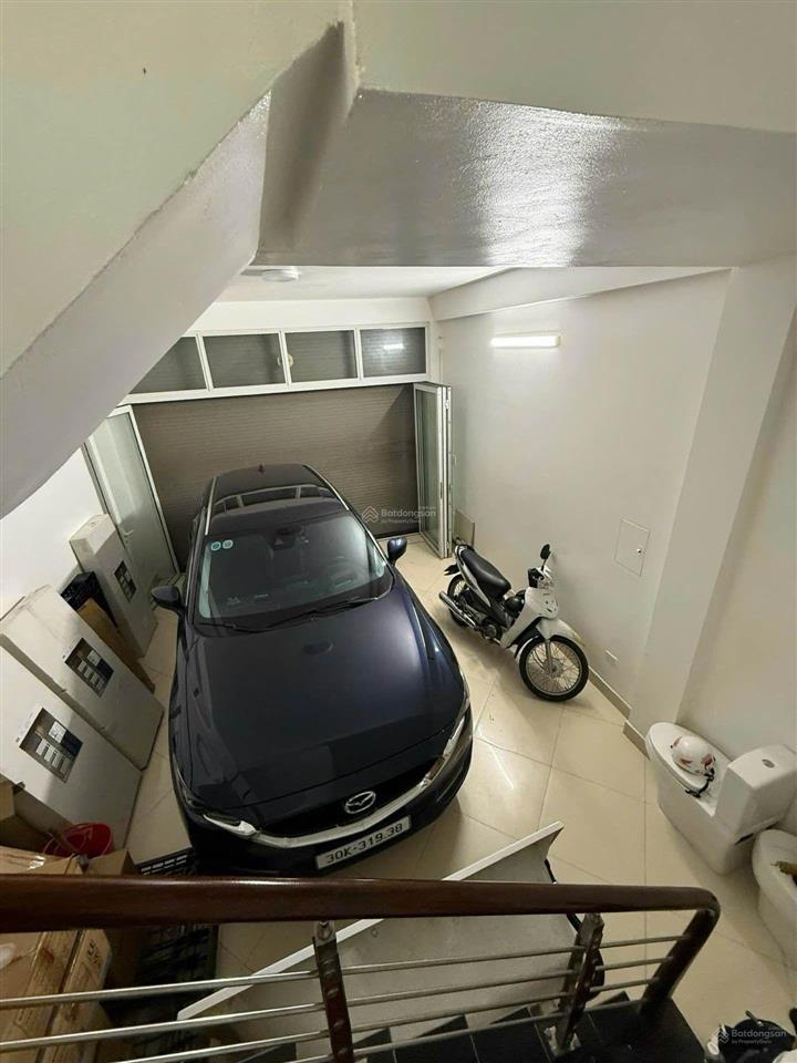 P/lô xuân đỉnh, 38m2 hơn 13 tỷ, ngõ thông, kinh doanh, gara ô tô, dân xây, sát phố, nội thất vip