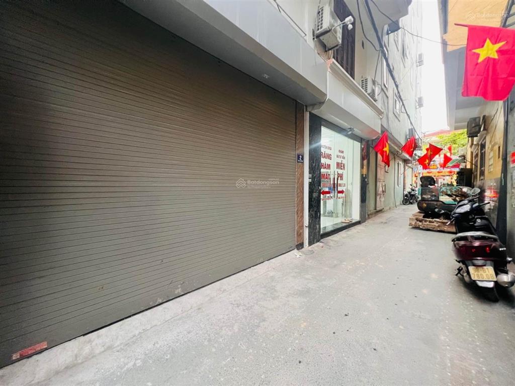 P/lô xuân đỉnh, 38m2 hơn 13 tỷ, ngõ thông, kinh doanh, gara ô tô, dân xây, sát phố, nội thất vip
