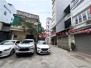 P/l ô tô tránh xuân đỉnh, 30m2 chỉ 8.x tỷ, dân xây, ngõ thông, kinh doanh, lô góc, full nội thất