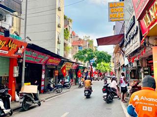 P/l đông ngạc, 40m2 4 tầng 4 ngủ hơn 8 tỷ, mặt ngõ thông, ô tô tránh, kinh doanh, tiềm năng, hiếm