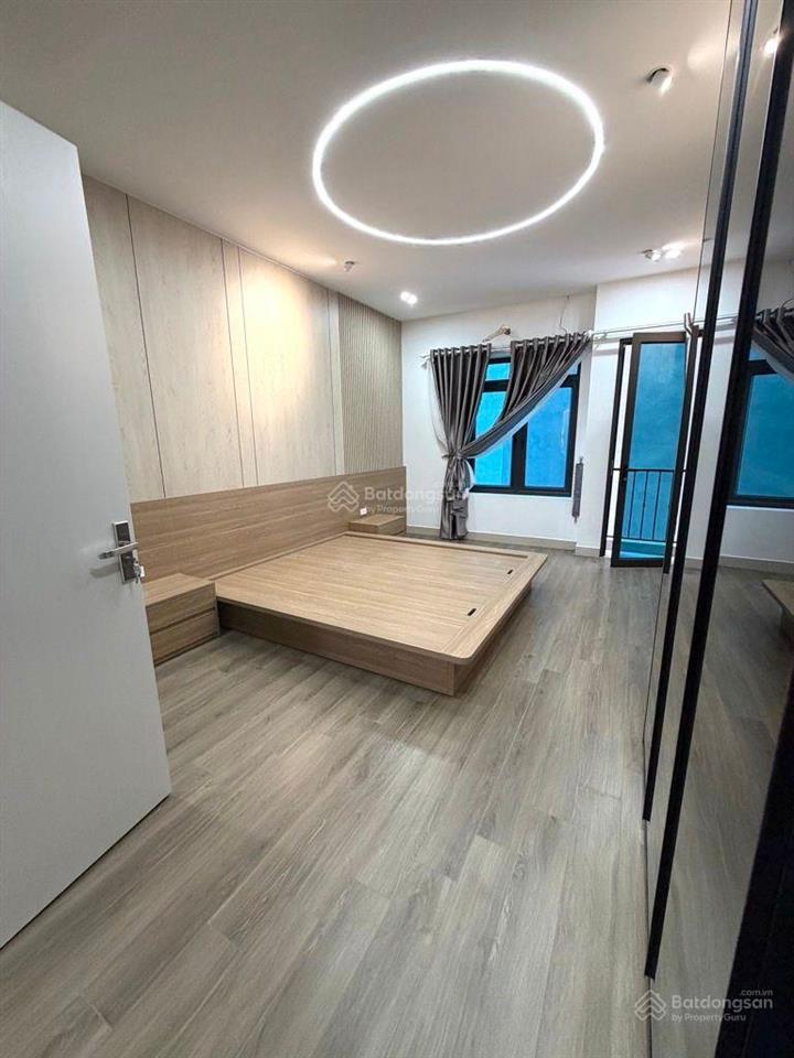 P/lô xuân la, gần hồ tây, 40m2 hơn 9 tỷ, dân xây, ngõ thông, ô tô, sát phố, full nội thất, hiếm