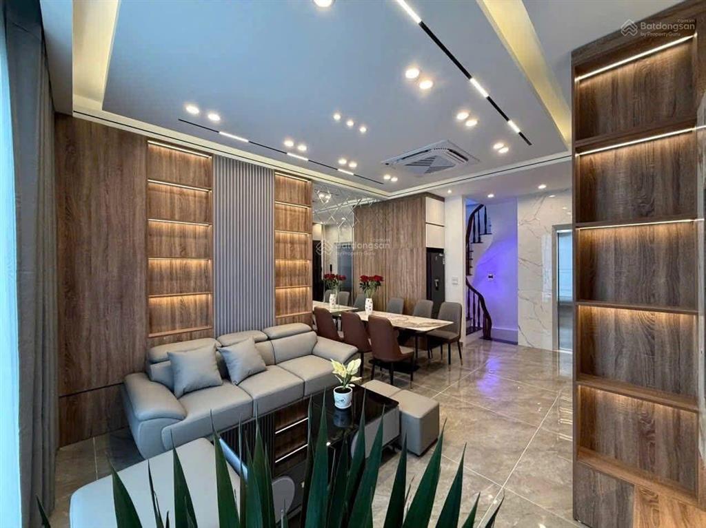 Xuân đỉnh  ngoại giao đoàn, 45m2 chỉ 10.x tỷ, ngõ thông, gần ô tô, lô góc 3 thoáng, thang máy xịn