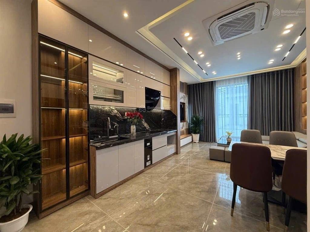 Xuân đỉnh  ngoại giao đoàn, 45m2 chỉ 10.x tỷ, ngõ thông, gần ô tô, lô góc 3 thoáng, thang máy xịn