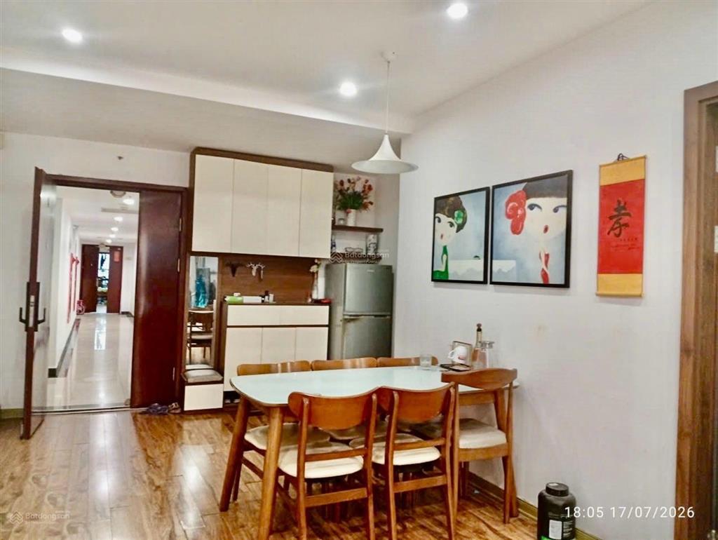 Bán gấp, căn hộ c1 xuân đỉnh, 86m2 3pn 2wc hơn 7 tỷ, tầng vip, lô góc 3 thoáng, full nội thất xịn