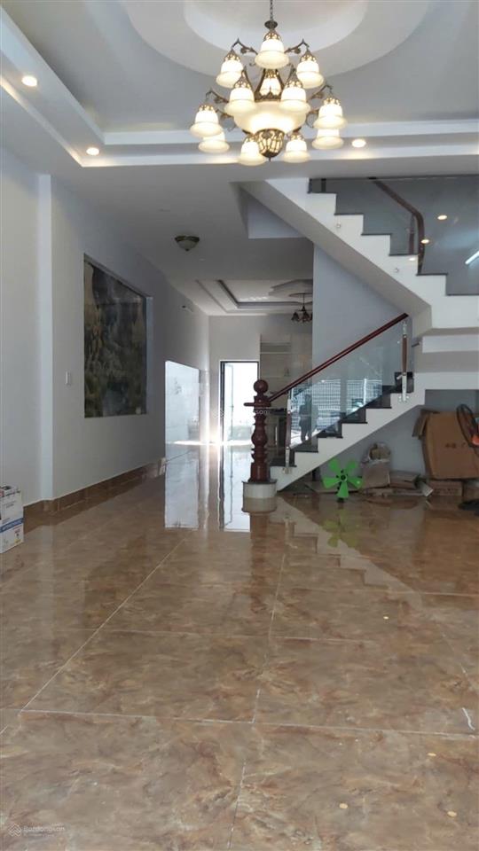 Nhà 5x21m trệt 3 lầu (có thang máy) mặt tiền đường d5 khu tm the season, lái thiêu, tp. hcm