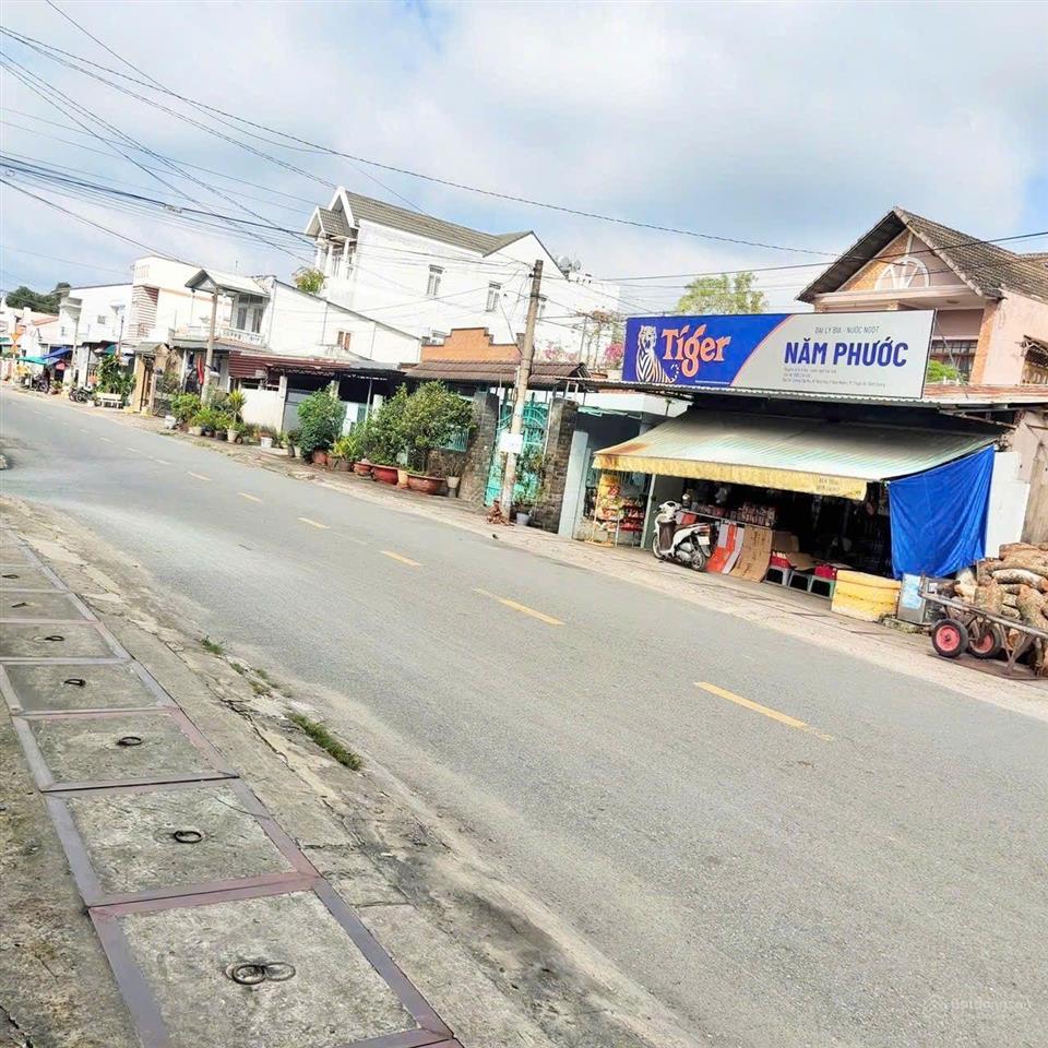 (bán)kho xưởng mặt tiền cây me  bình nhâm  thuận an bình dương (cũ).nay là p.lái thiêu.tp.hcm