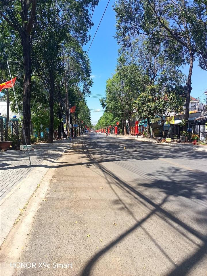 Nhà 148,4m2. odt  93,5m2. mặt tiền nguyễn tri phương, phường thủ dầu một tp. hcm