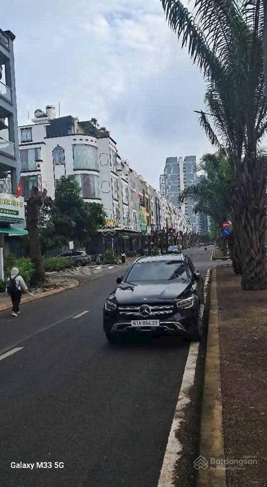 Cho thuê nhà 6x20. mặt tiền đường n2. khu tmdv the season. p. lái thiêu. tp. hcm