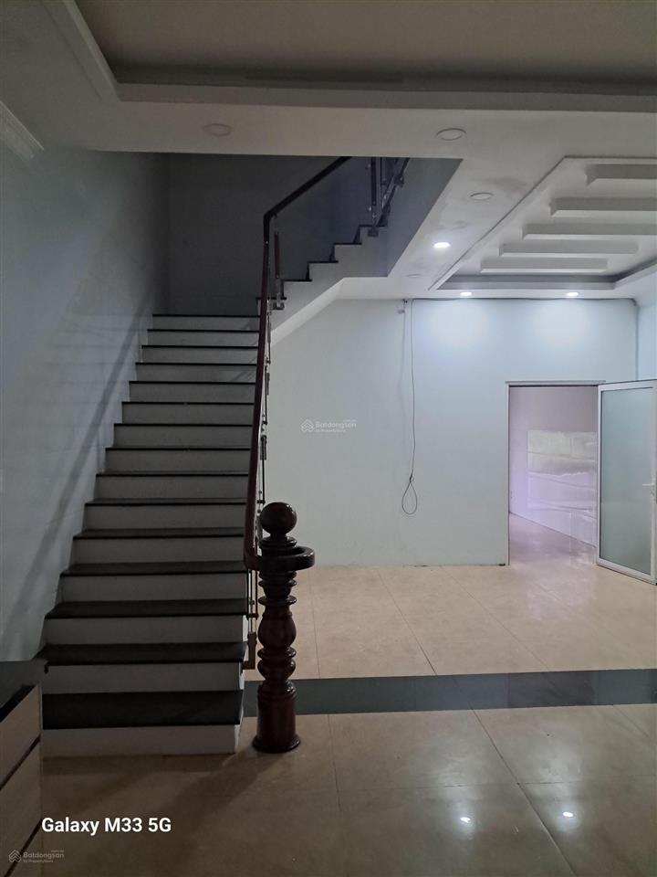 Cho thuê nhà 6x20. mặt tiền đường n2. khu tmdv the season. p. lái thiêu. tp. hcm