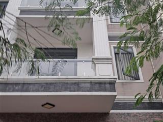 Cho thuê nhà 6x20m có thang máy mặt tiền n2 the season lái thiêu, tp. hcm