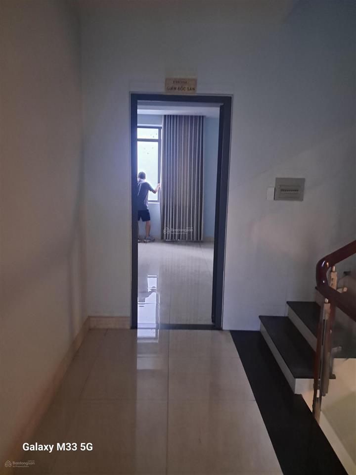 Cho thuê nhà 6x20m có thang máy mặt tiền n2 the season lái thiêu, tp. hcm