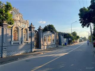 Bán nhà riêng giá 3ty05, diện tích 52m2 (ngang 6m) đường xe hơi thông thẳng gần splus